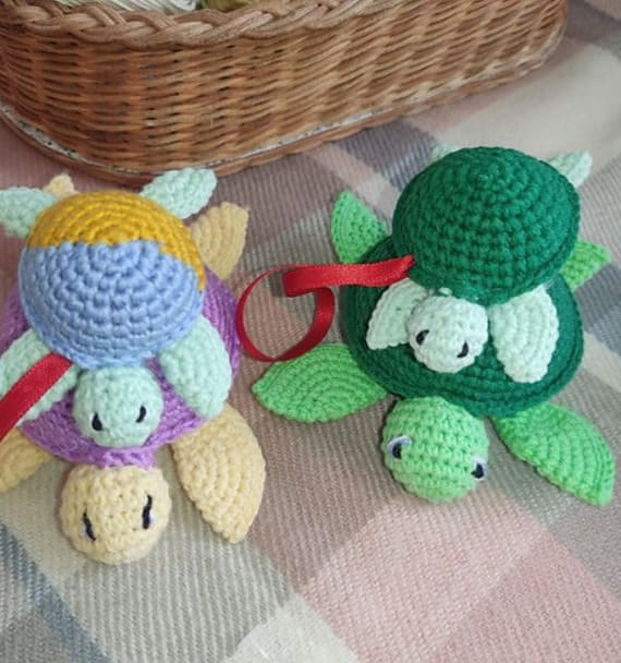 Baby Turtle Keychain No Sew