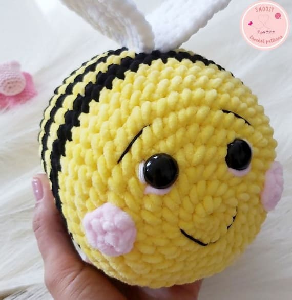 Cute Crochet Bee Pattern