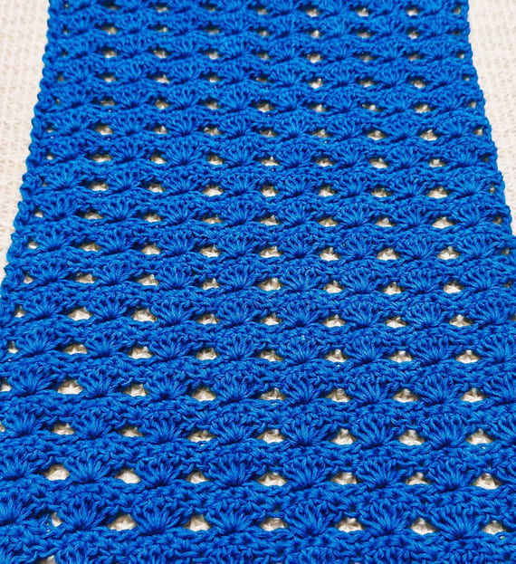 Easy Lacy Shell Table Runner