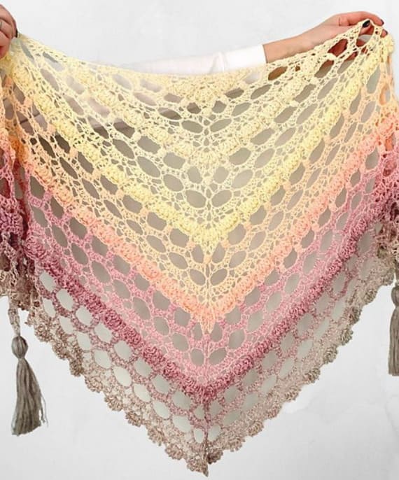 Enchanting Eva Shawl
