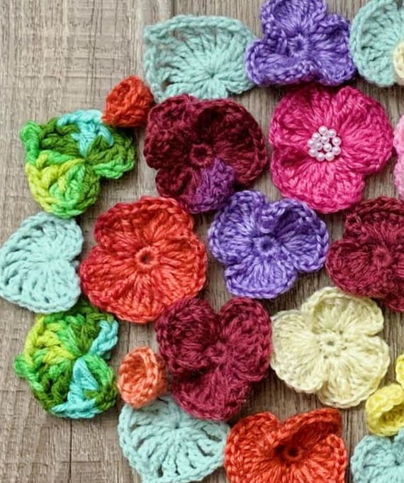 Flowers, Buds and Leaves Video Tutorial