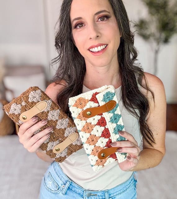 Granny Stitch Crochet Clutch