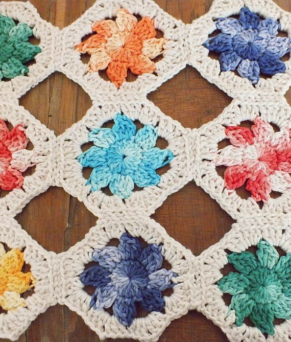Granny’s Tablerunner