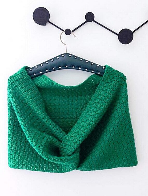 Holly Hugs Shoulder Wrap Free Crochet Pattern