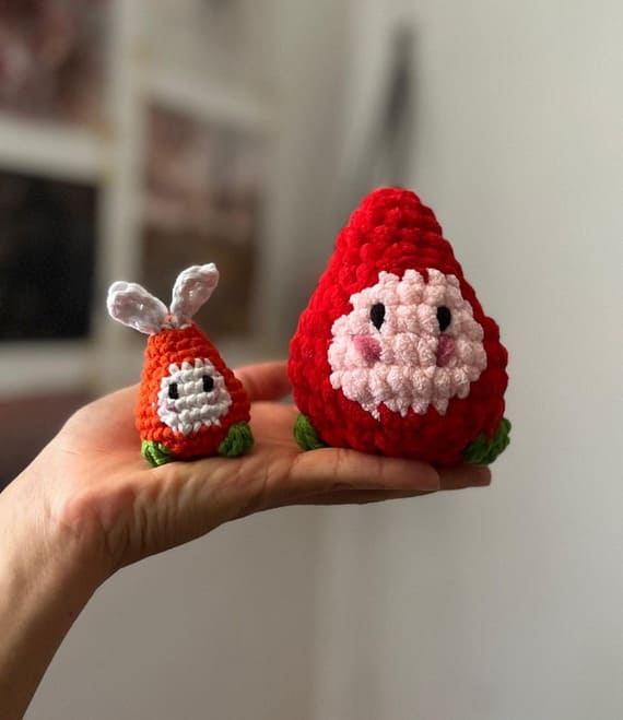 Hoppachico and StrawberryBite