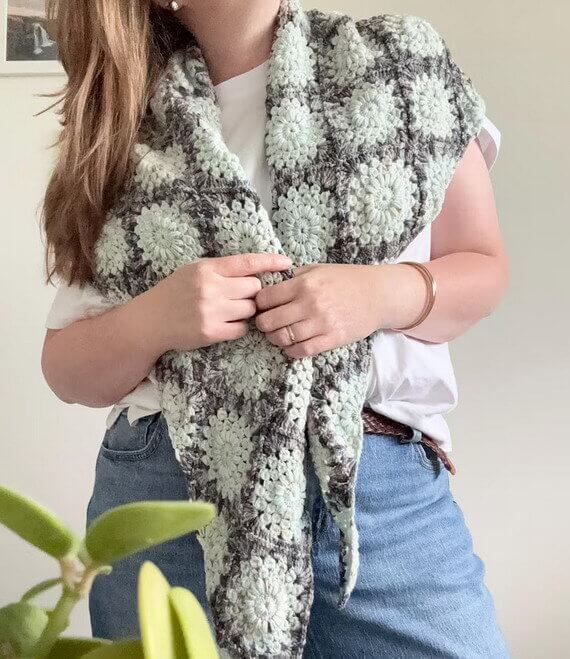Island Time Shawl Free Crochet Pattern