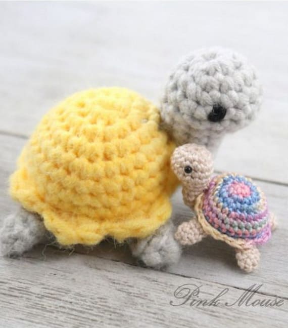 Little Miss Turtle Free Crochet Pattern