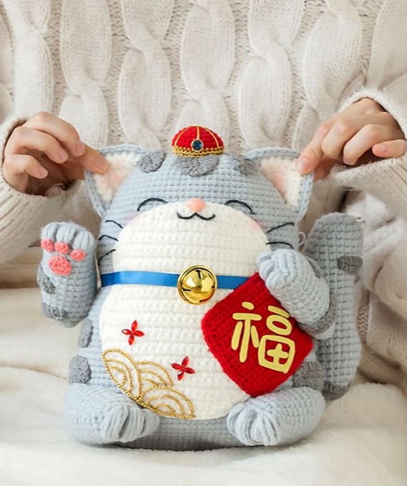 Money Cat Cushion Crochet Pattern