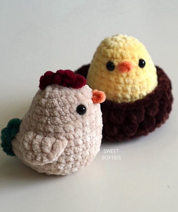 Pocket Chicken Family Crochet Pattern and Video Tutorial