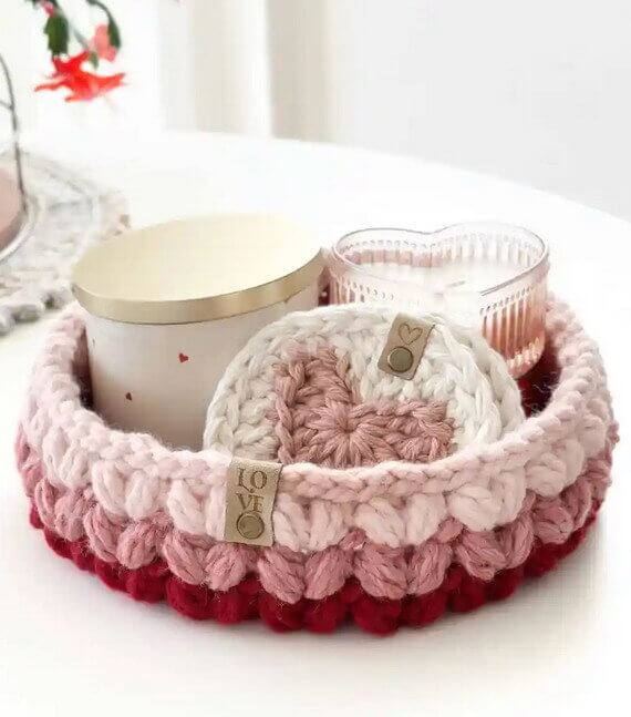 Puffy Heart Basket Free Crochet Pattern and Video Tutorial