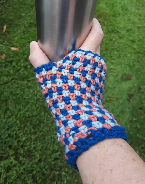 Sand Stitch Mitts