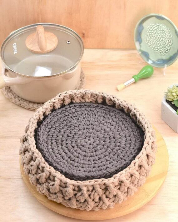 Trivet Set With Basket Free Crochet Pattern