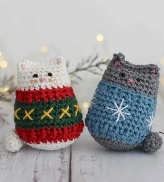 Itty Bitty Cozy Kitty Amigurumi Free Crochet Pattern